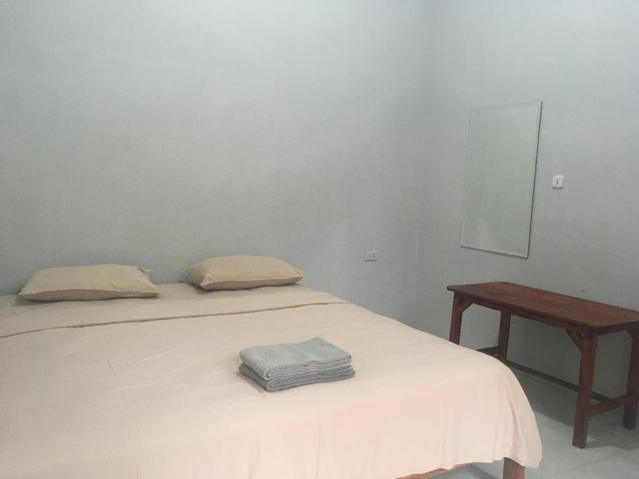 Smiley'S Homestay بيراستاغي المظهر الخارجي الصورة