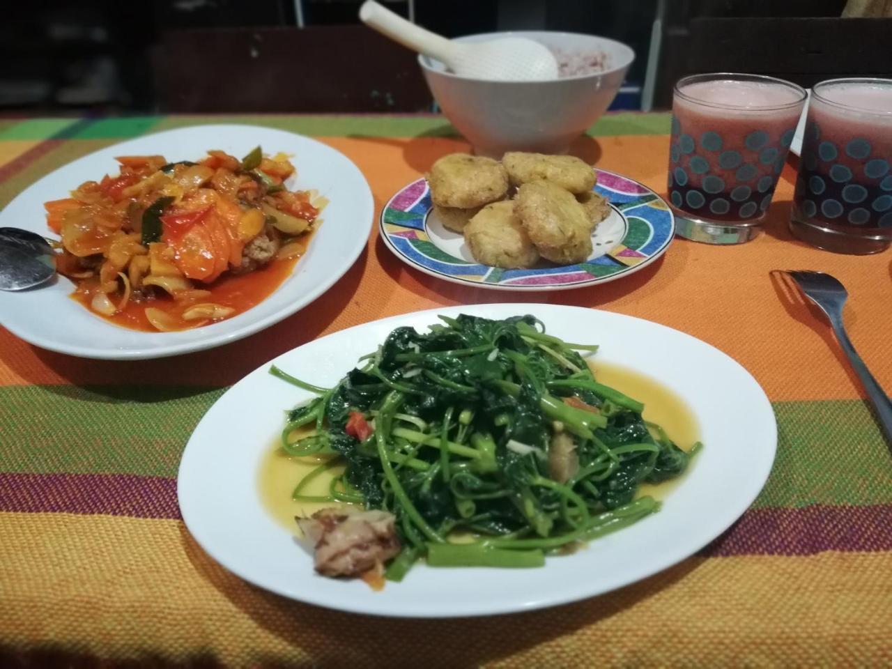 Smiley'S Homestay بيراستاغي المظهر الخارجي الصورة